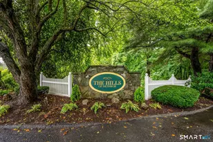 215 Windgate Cir, Monroe, CT 06468 - Photo 2