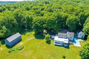 24 Mark Twain Ln, Redding, CT 06896 - Photo 8