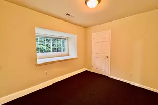 5 Meadow St, Naugatuck, CT 06770 - Photo 8