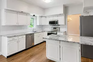 26 Firetown Rd, Simsbury, CT 06070 - Photo 12