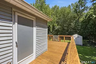 32 Dickerman Ave, Windsor Locks, CT 06096 - Photo 28