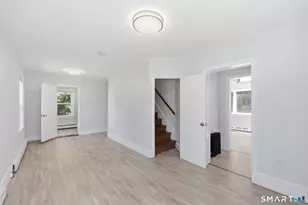 32 Dickerman Ave, Windsor Locks, CT 06096 - Photo 14
