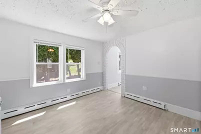 32 Dickerman Avenue, Windsor Locks, CT 06096 - Photo 12