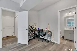 105A E Pattagansett Rd, East Lyme, CT 06357 - Photo 16