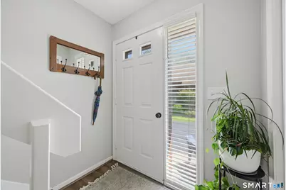 348 Boston Post Road #C14, Waterford, CT 06385 - Photo 16