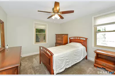 39 Gary Street, Bridgeport, CT 06610 - Photo 8