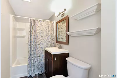 39 Gary Street, Bridgeport, CT 06610 - Photo 10