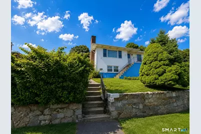 109 Hotchkiss Street, Waterbury, CT 06704 - Photo 2