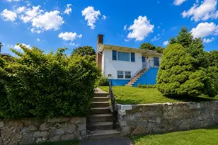 109 Hotchkiss St, Waterbury, CT 06704 - Photo 2