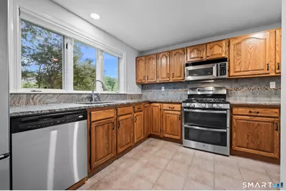 36 Charter Oak Square #D, Mansfield, CT 06250 - Photo 4