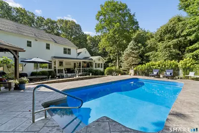 9 Fox Hollow Lane, Newtown, CT 06482 - Photo 4