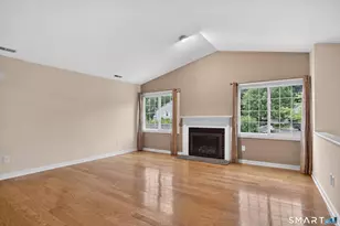 85 Gate Ridge Rd, Fairfield, CT 06825 - Photo 4