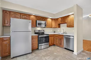 85 Gate Ridge Rd, Fairfield, CT 06825 - Photo 12