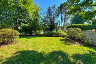 8 Muriel St, Norwalk, CT 06851 - Photo 36