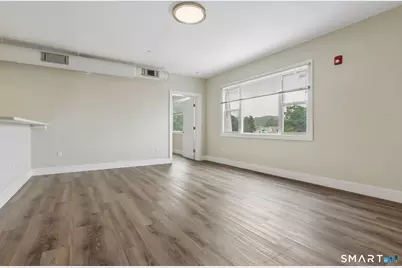 256 Captain Thomas Boulevard #210, West Haven, CT 06516 - Photo 4