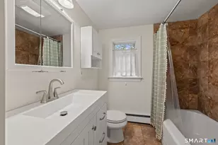 124 Hepworth St, Bristol, CT 06010 - Photo 18