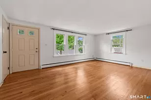 124 Hepworth St, Bristol, CT 06010 - Photo 10