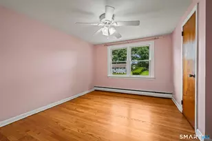 124 Hepworth St, Bristol, CT 06010 - Photo 14