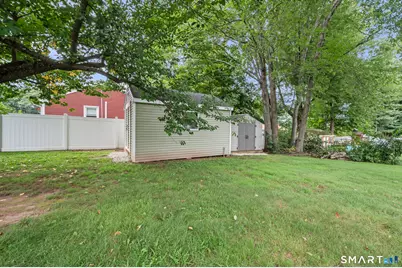 124 Hepworth Street, Bristol, CT 06010 - Photo 34