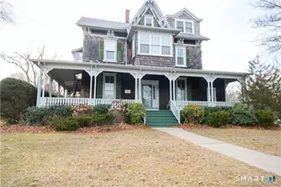 883 Montauk Ave, New London, CT 06320 - Photo 1
