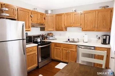 74 Glen Ridge Court #74, New Milford, CT 06776 - Photo 6