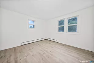 10 Post Rd, Enfield, CT 06082 - Photo 18