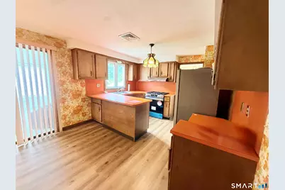 46 Lincoln Way, Windsor, CT 06095 - Photo 8