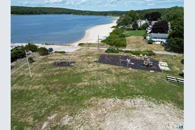 29 Skyline Drive, Groton, CT 06340 - Photo 8