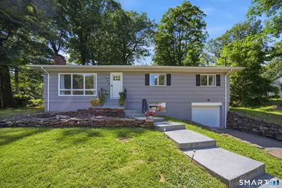 32 Fairview Drive, Farmington, CT 06032 - Photo 1