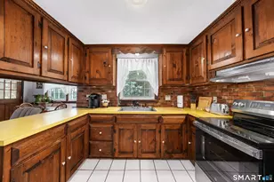 [Address not provided], Suffield, CT 06078 - Photo 18