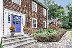 215 Cross Ridge Rd, New Canaan, CT 06840 - Photo 2