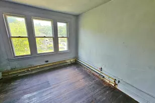 107 Gridley St, Bristol, CT 06010 - Photo 16