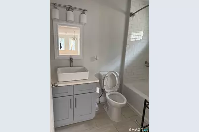 94 Cleveland Avenue #1, Bridgeport, CT 06606 - Photo 2