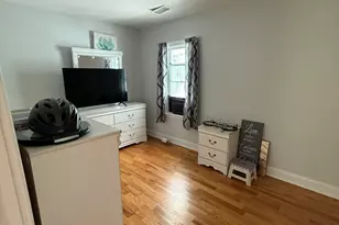 94 Cleveland Ave, Bridgeport, CT 06606 - Photo 6