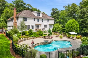 5 Aspetuck Glen, Weston, CT 06883 - Photo 1