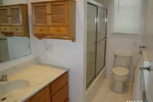 138 Woodside Green, Stamford, CT 06905 - Photo 6