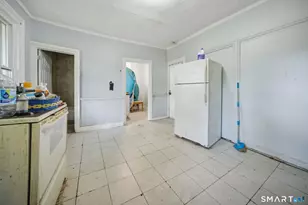 135 Capen St, Hartford, CT 06120 - Photo 2