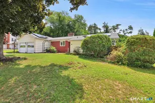 46 Crestridge Dr, Vernon, CT 06066 - Photo 2
