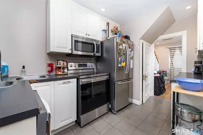 11 Colver Street, New London, CT 06320 - Photo 4
