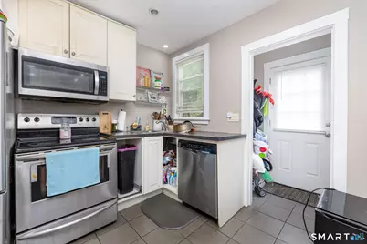 11 Colver Street, New London, CT 06320 - Photo 24