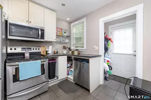 11 Colver St, New London, CT 06320 - Photo 24