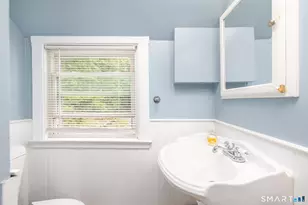 11 Colver St, New London, CT 06320 - Photo 28