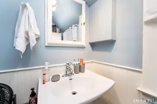 11 Colver St, New London, CT 06320 - Photo 12