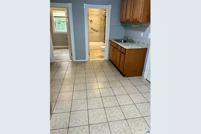38 Otis Street #1FL, Hartford, CT 06114 - Photo 4