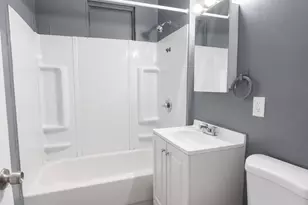 42-44 Redding St, Hartford, CT 06114 - Photo 6