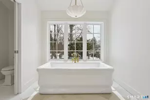 1085 Ridge Rd, Hamden, CT 06517 - Photo 24