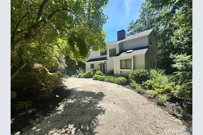 19 Brookhill Lane, Norwalk, CT 06851 - Photo 2