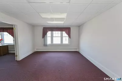 643 Burritt Street, New Britain, CT 06053 - Photo 10