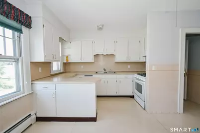 643 Burritt Street, New Britain, CT 06053 - Photo 24