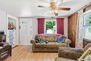 14 Pine Hill Rd, Enfield, CT 06082 - Photo 6